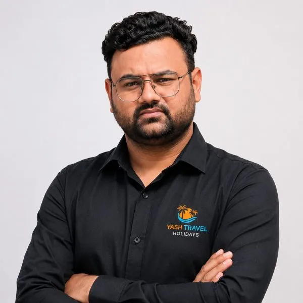 Deep Mehta travel consultant at Yash Travel Holidays Ahmedabad