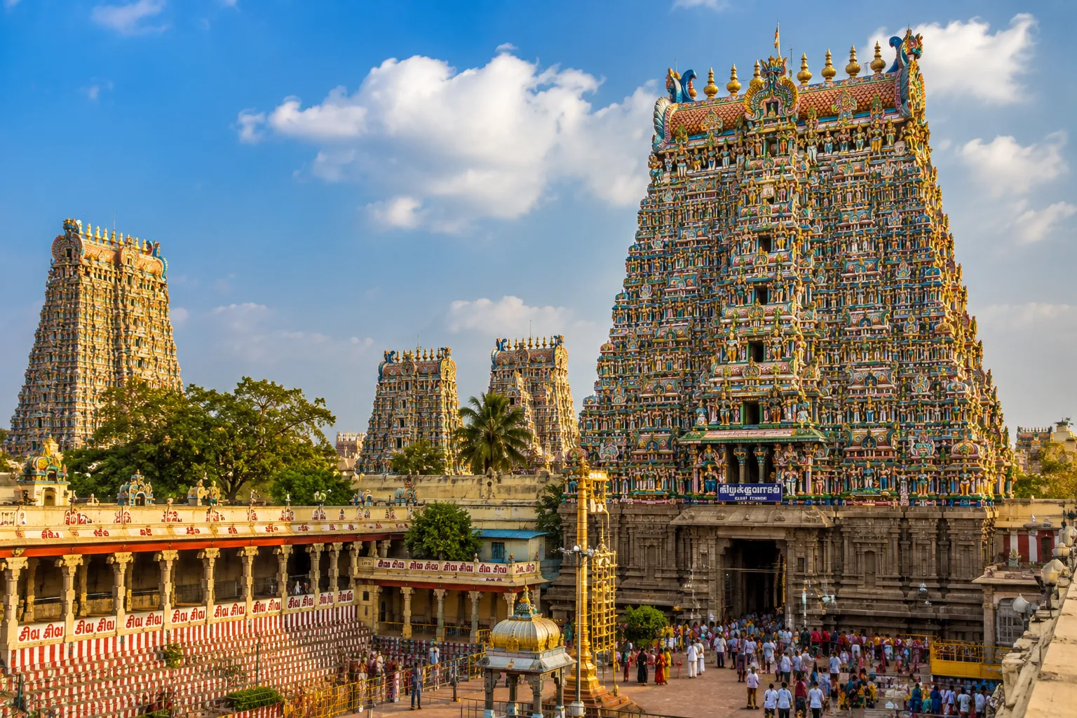Meenakshi Amman Temple in Madurai Tamil Nadu